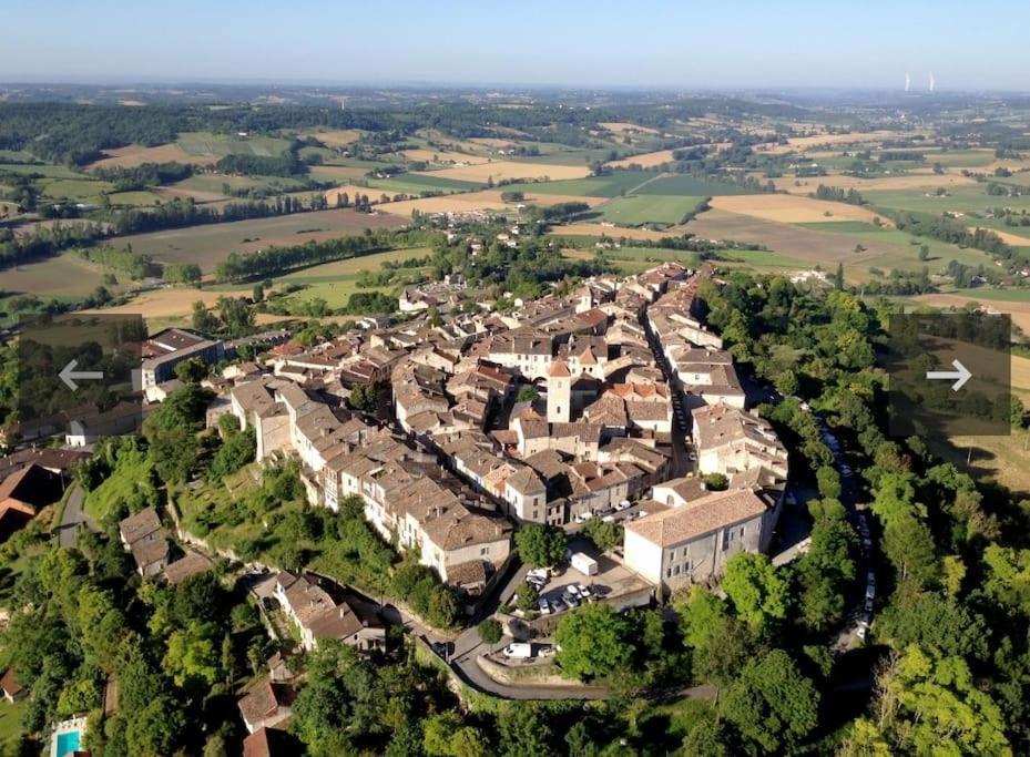 Charmant Studio Avec Jardin A La Campagne Sur Le Chemin De Saint Jacques De Compostelle Apartment Lauzerte Luaran gambar